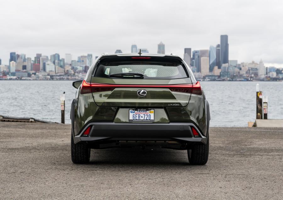  Lexus UX200 2019 года  (NA) (фото 28 из 32)